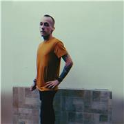 Laureato in mediazione linguistica